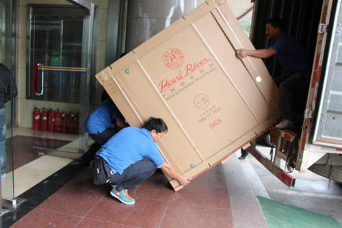 大丰钢琴贵重工艺品无忧运